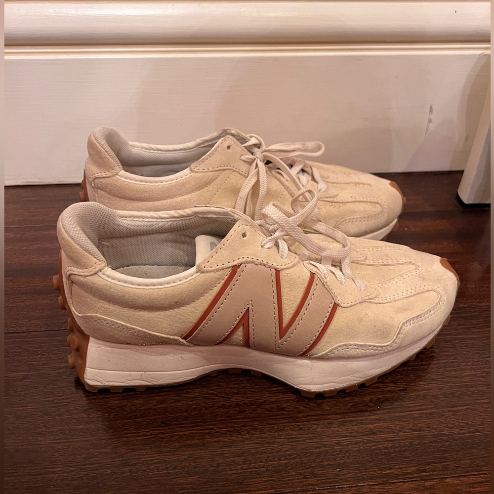 NEW BALANCE 327